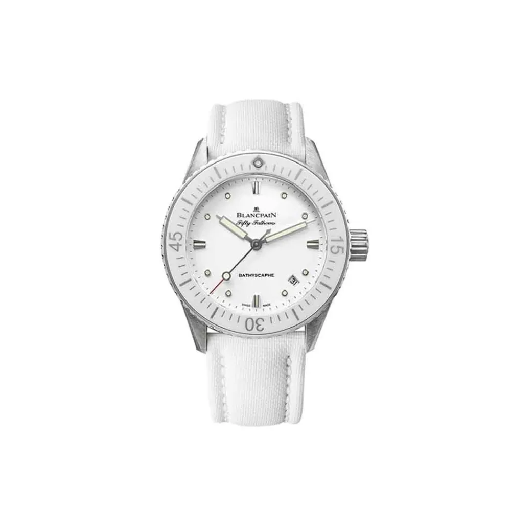 blancpain_fifty_fathoms_b_0-2.webp BLANCPAIN Fifty Fathoms Bathyscaphe ref. 5100 1127 W52A subacqueo moderno passione acciaio ceramica Liquidmetal tela vela tessuto ultra-slim eleganza